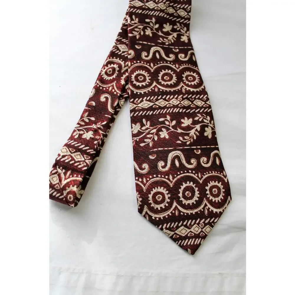 Vintage BRIAR 4 Inch Italian Silk Geometric Necktie, Burgundy & Ivory